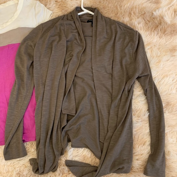 BANANA REPUBLIC TOP SET - Picture 4 of 6